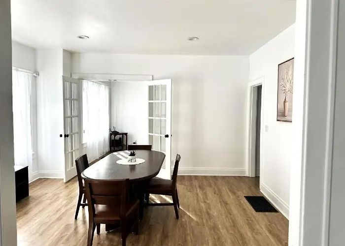 2br Urban Hideaway Near Downtown