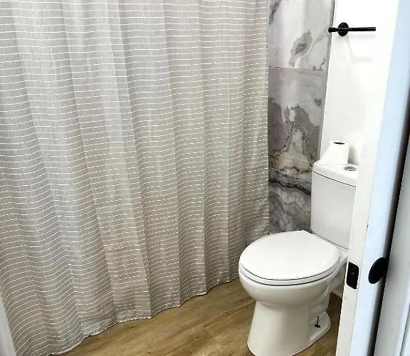 2br Urban Hideaway Near Downtown Apartment Columbus